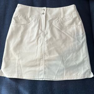 Adidas climacool sports skirt w/built in shorts in size 0.